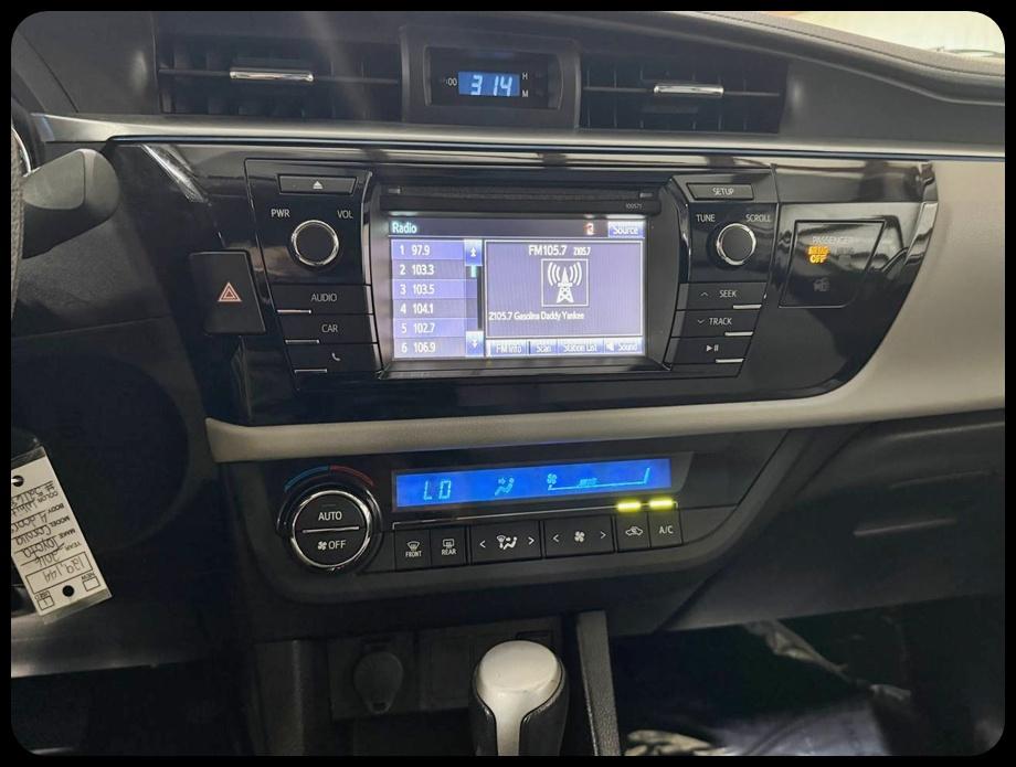 Toyota Corolla LE 2016