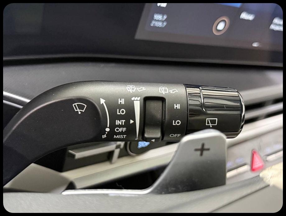 Hyundai Santa Fe SEL 2024