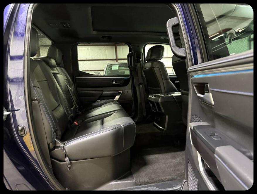 Toyota Tundra Platinum CrewMax 4WD 2023