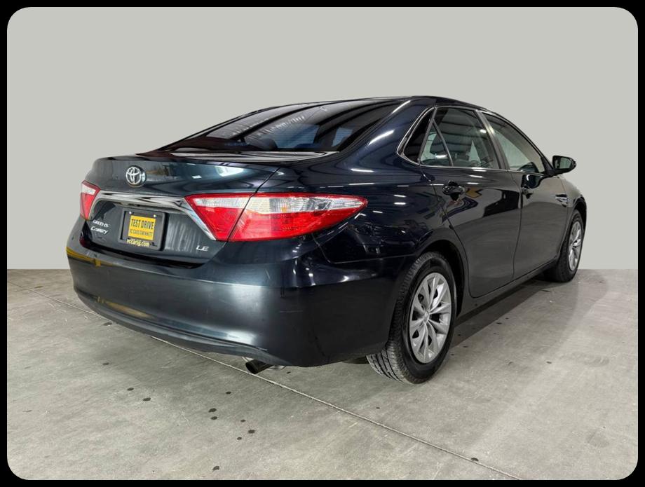 Toyota Camry LE 2017