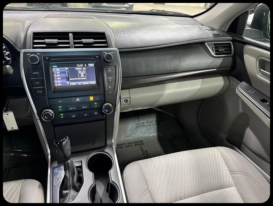 Toyota Camry LE 2017