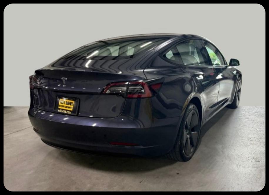 Tesla Model 3 Standard Range Plus 2022