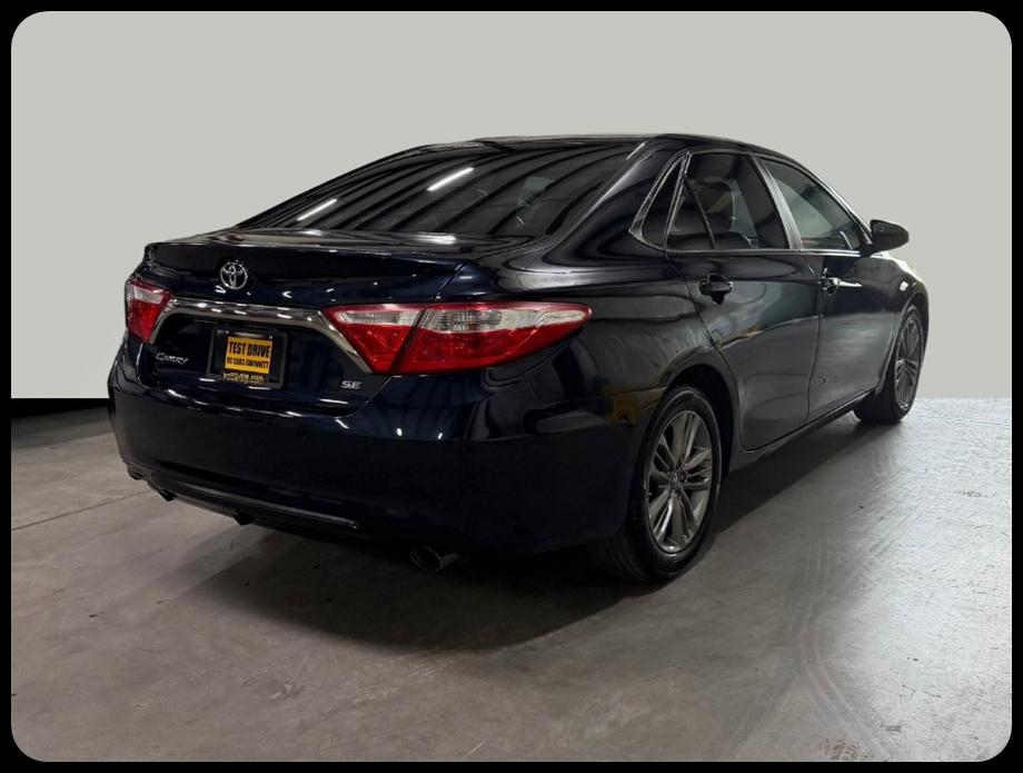 Toyota Camry SE 2017