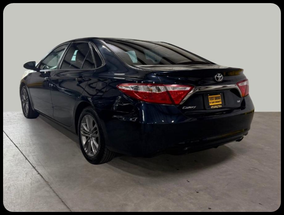 Toyota Camry SE 2017