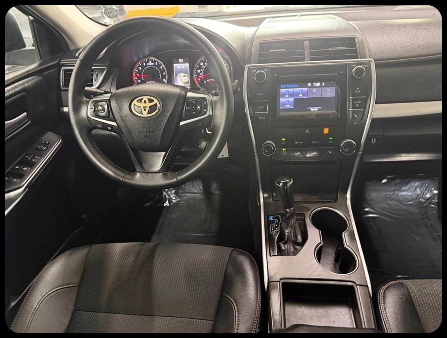Toyota Camry SE 2017