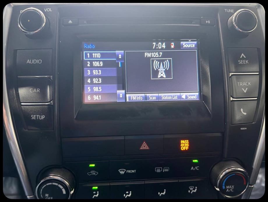 Toyota Camry SE 2017