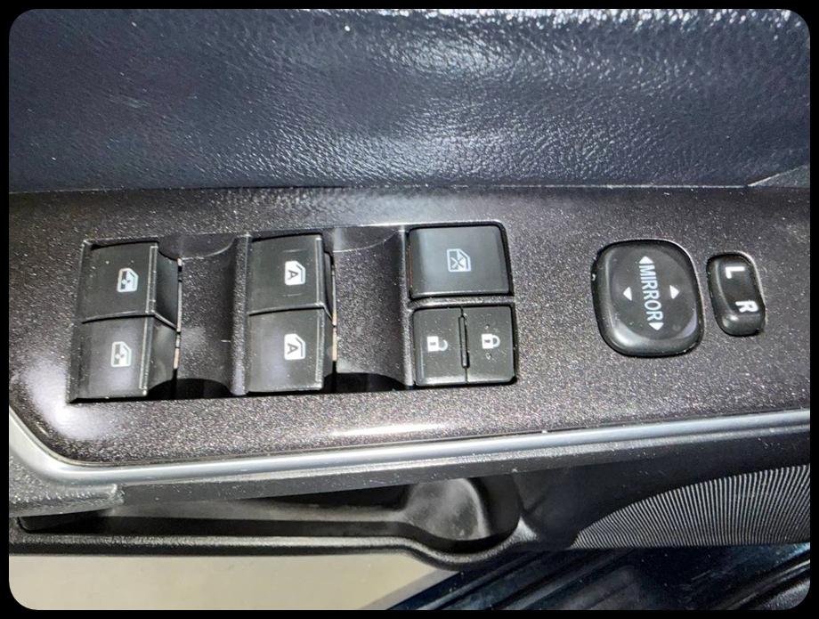 Toyota Camry SE 2017