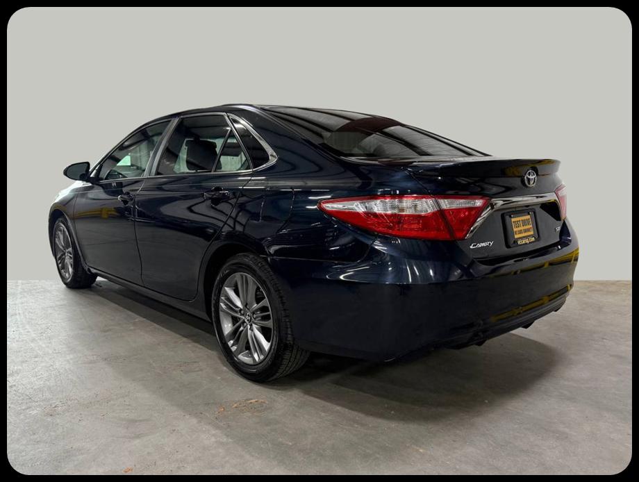 Toyota Camry SE 2016