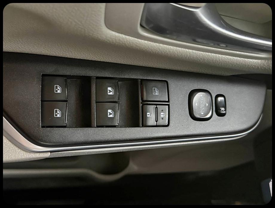 Toyota Camry SE 2016