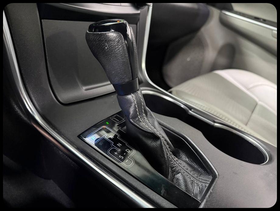 Toyota Camry SE 2016