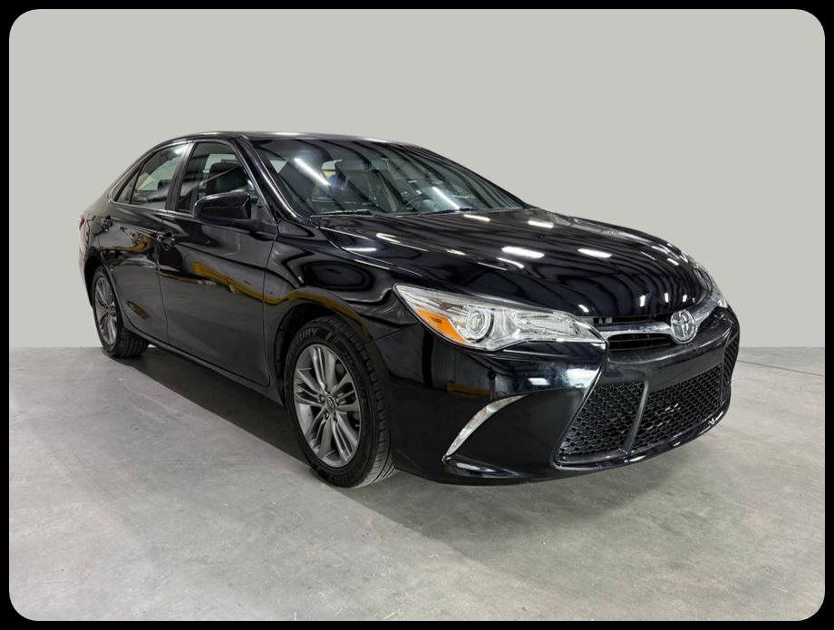Toyota Camry SE 2015