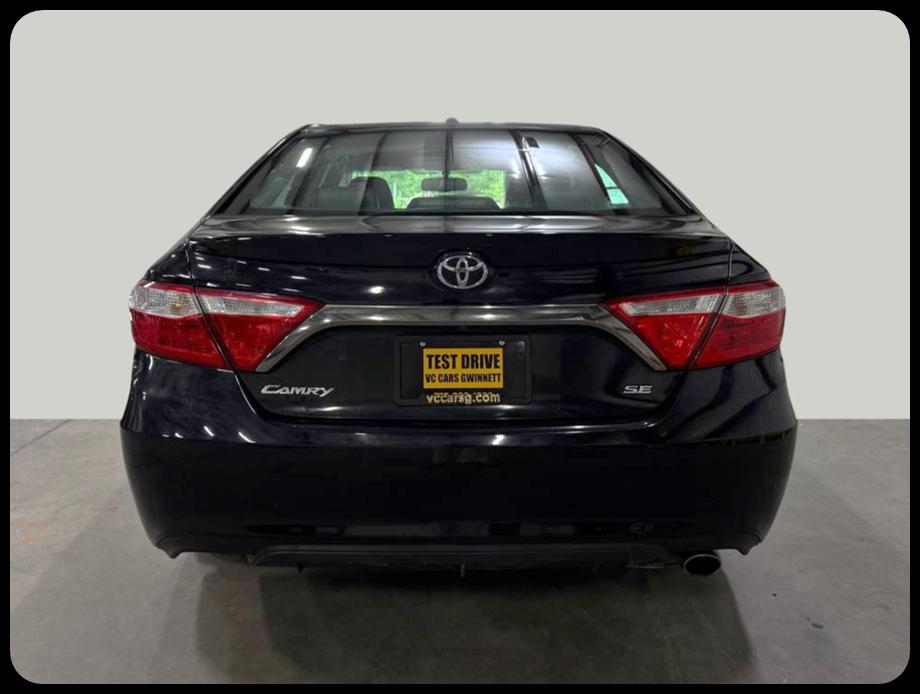 Toyota Camry SE 2015