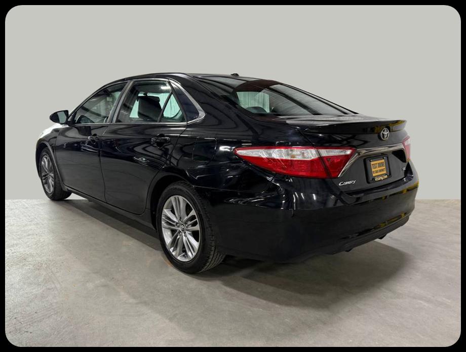 Toyota Camry SE 2015