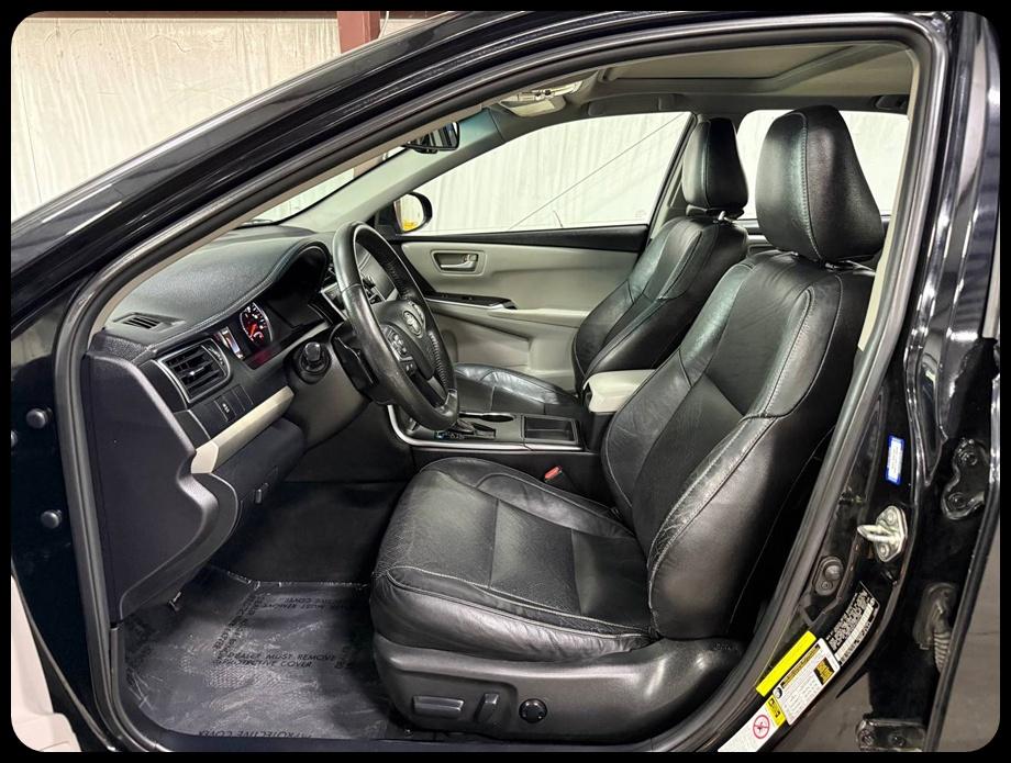 Toyota Camry SE 2015