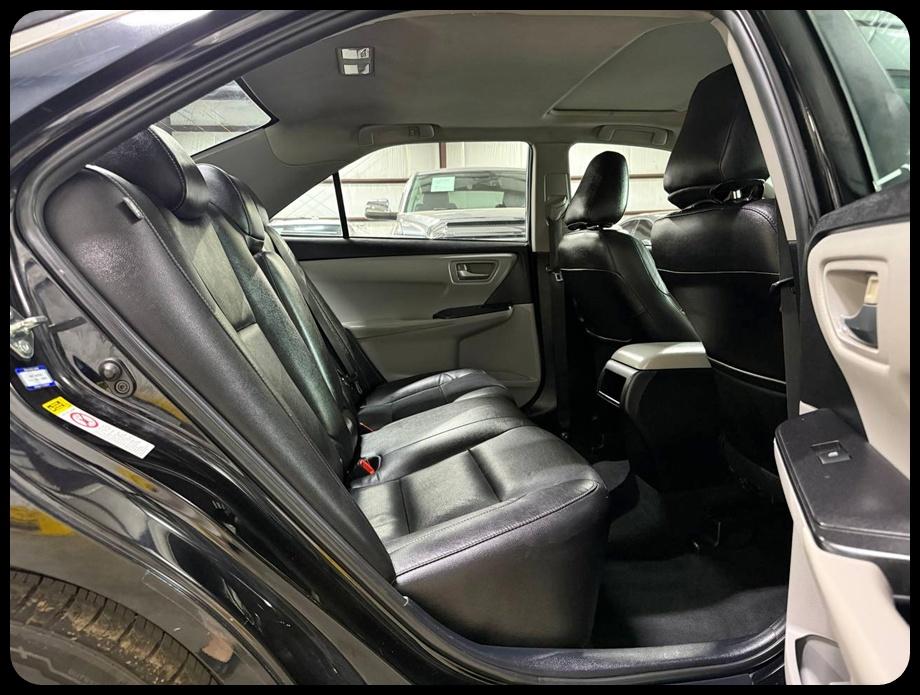 Toyota Camry SE 2015