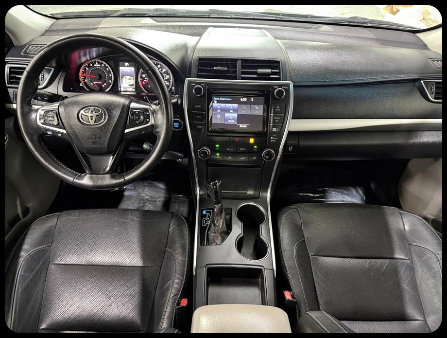 Toyota Camry SE 2015