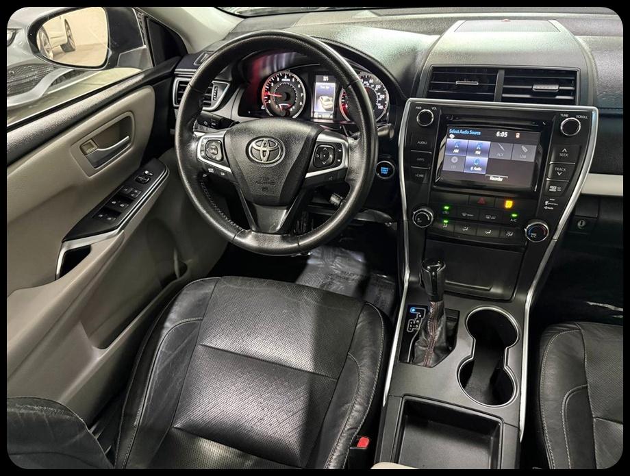 Toyota Camry SE 2015