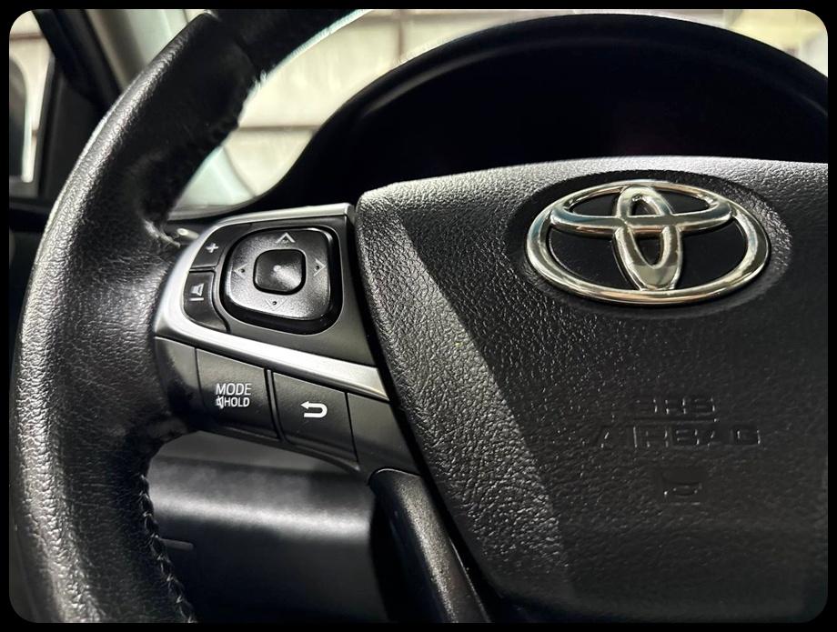 Toyota Camry SE 2015