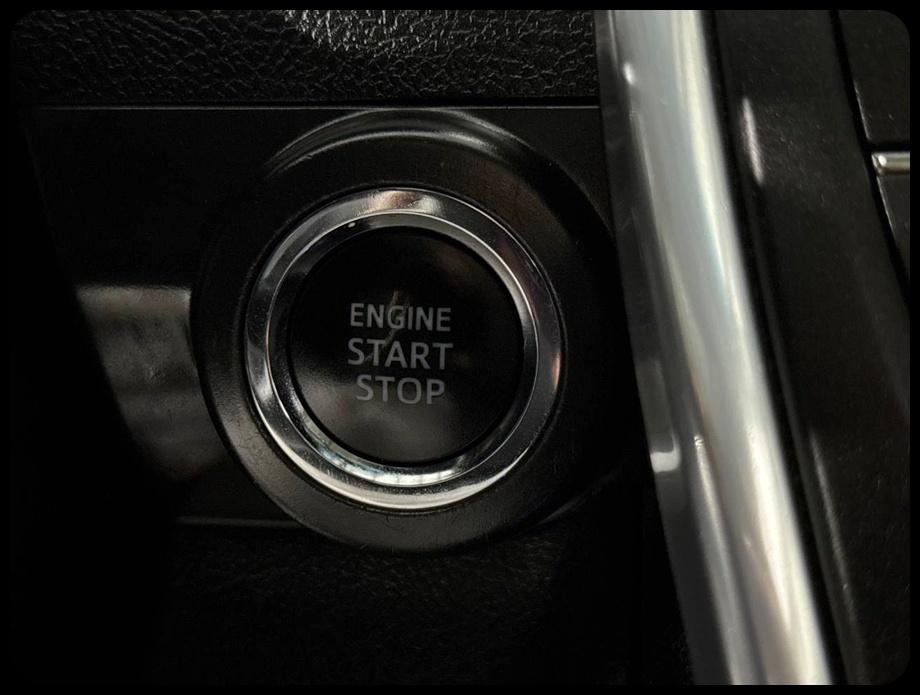 Toyota Camry SE 2015