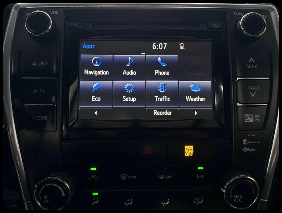 Toyota Camry SE 2015