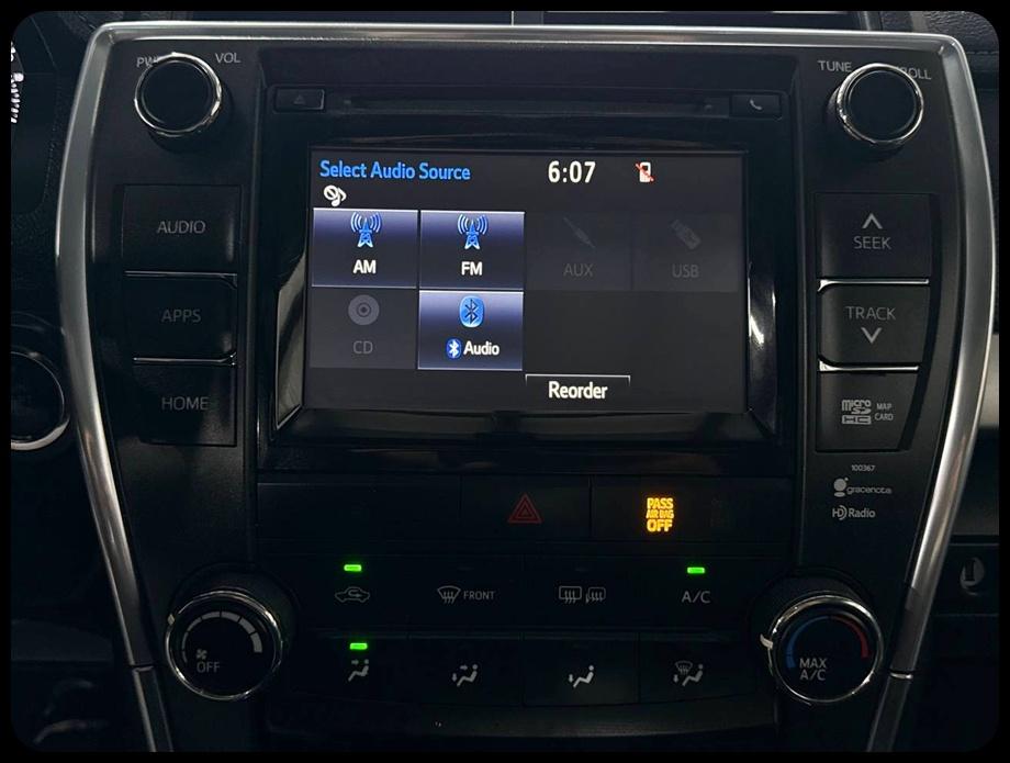 Toyota Camry SE 2015