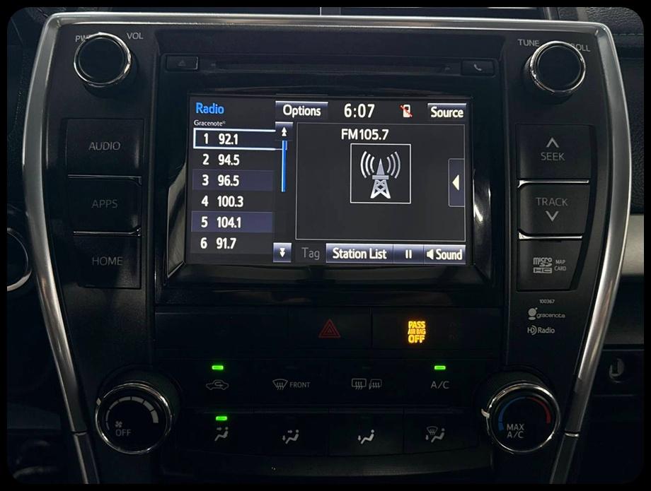 Toyota Camry SE 2015