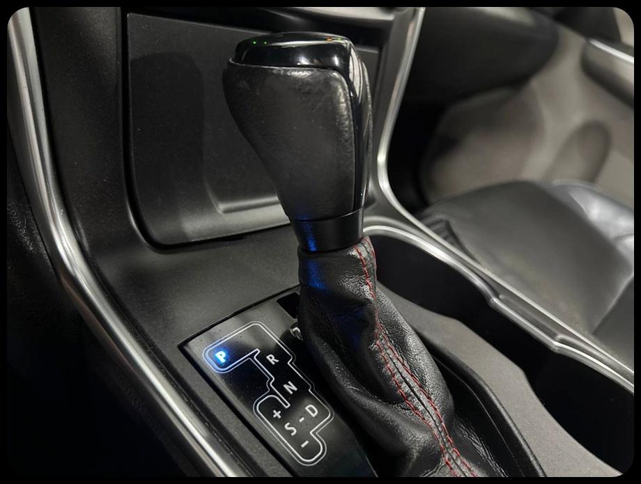 Toyota Camry SE 2015