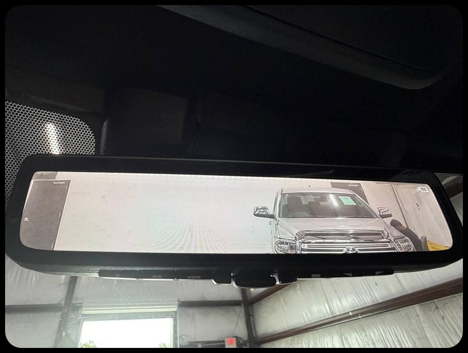 Toyota Tundra Platinum CrewMax 2WD Long Bed 2023