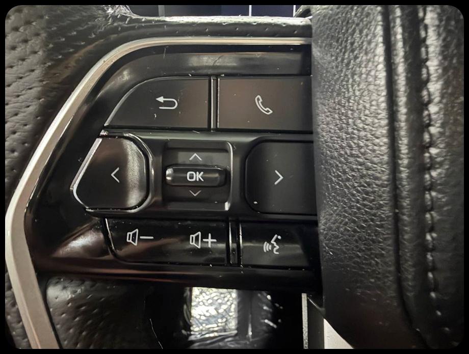 Toyota Tundra Platinum CrewMax 2WD Long Bed 2023