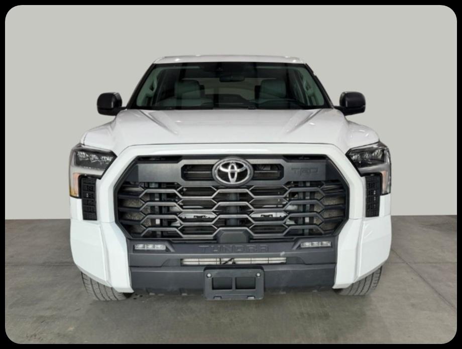Toyota Tundra SR5 CrewMax 4WD 2023