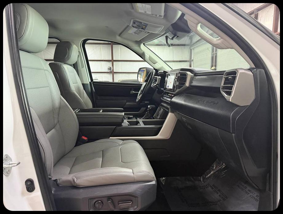 Toyota Tundra SR5 CrewMax 4WD 2023
