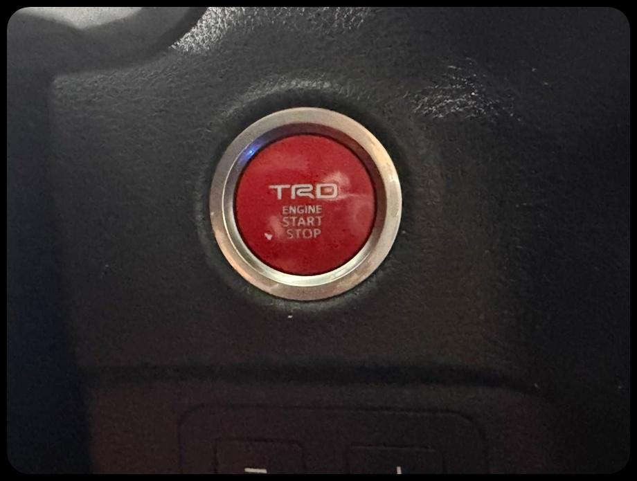 Toyota Tundra SR5 CrewMax 4WD 2023