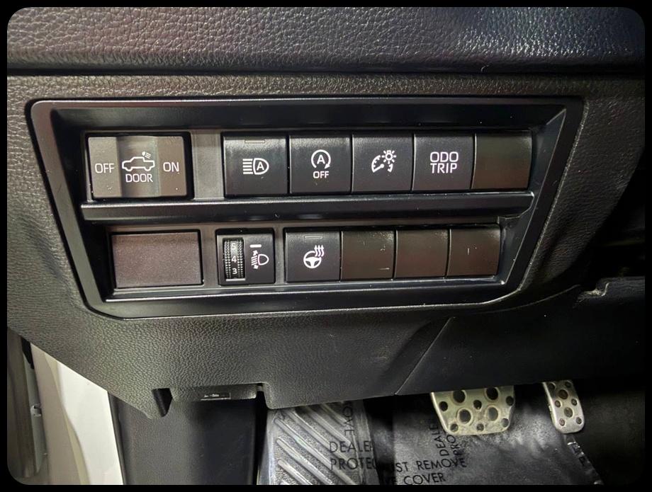 Toyota Tundra SR5 CrewMax 4WD 2023