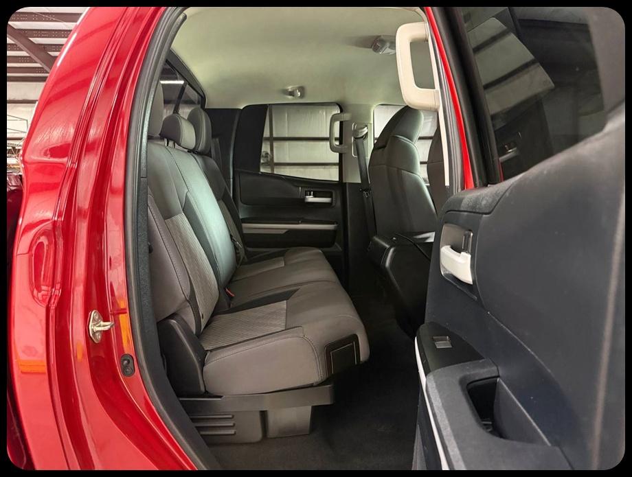 Toyota Tundra  2017