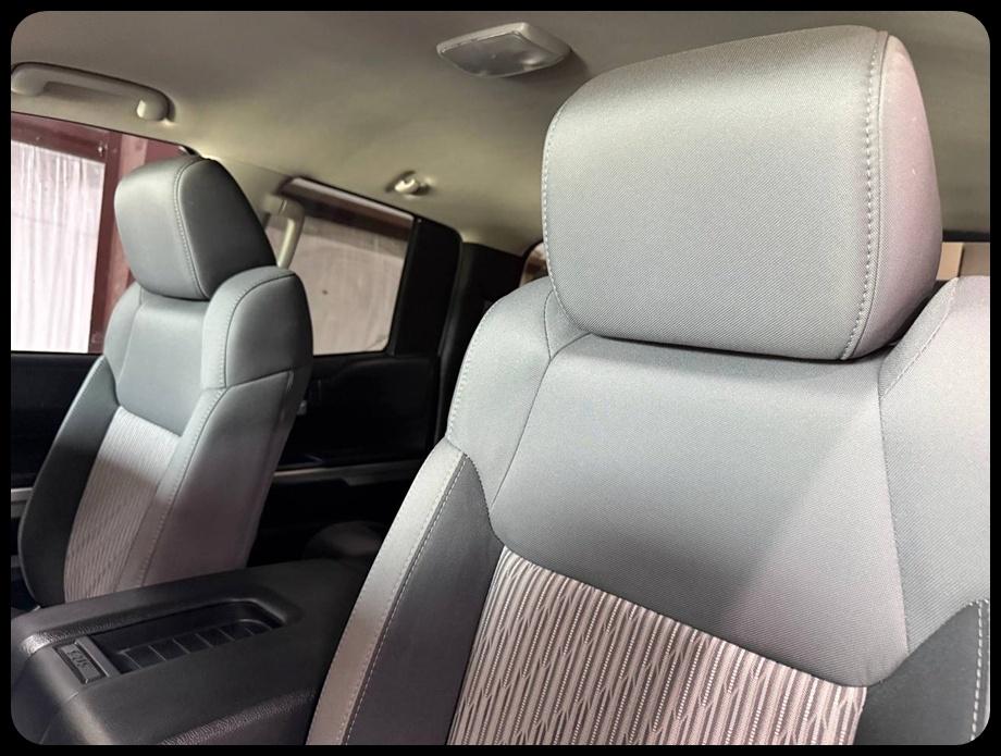 Toyota Tundra  2017