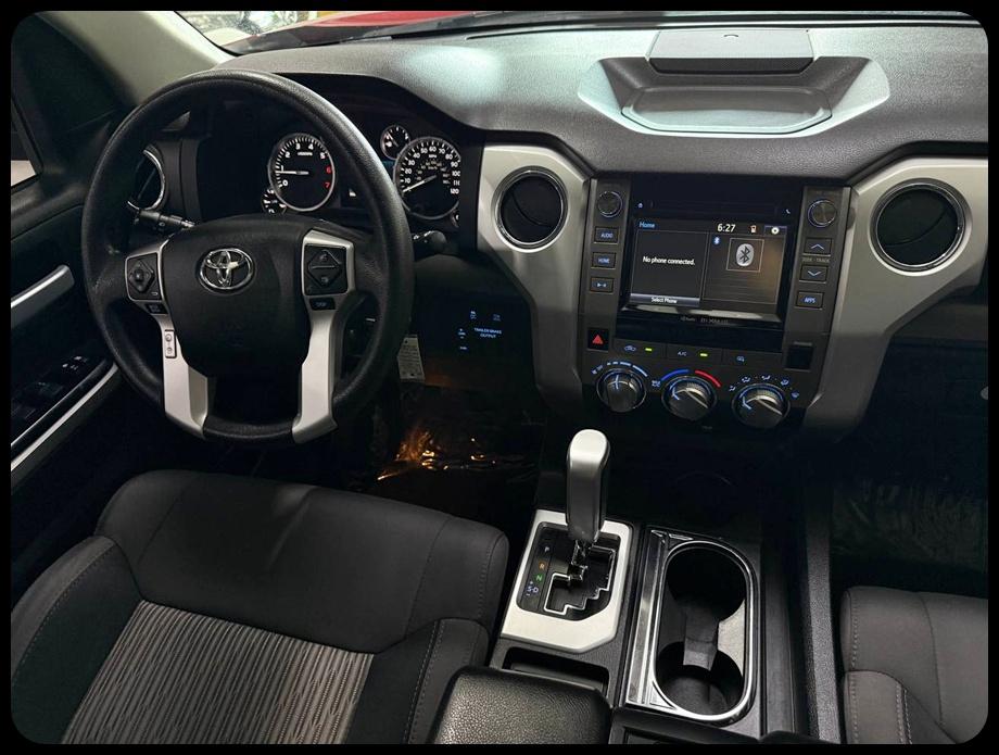 Toyota Tundra  2017