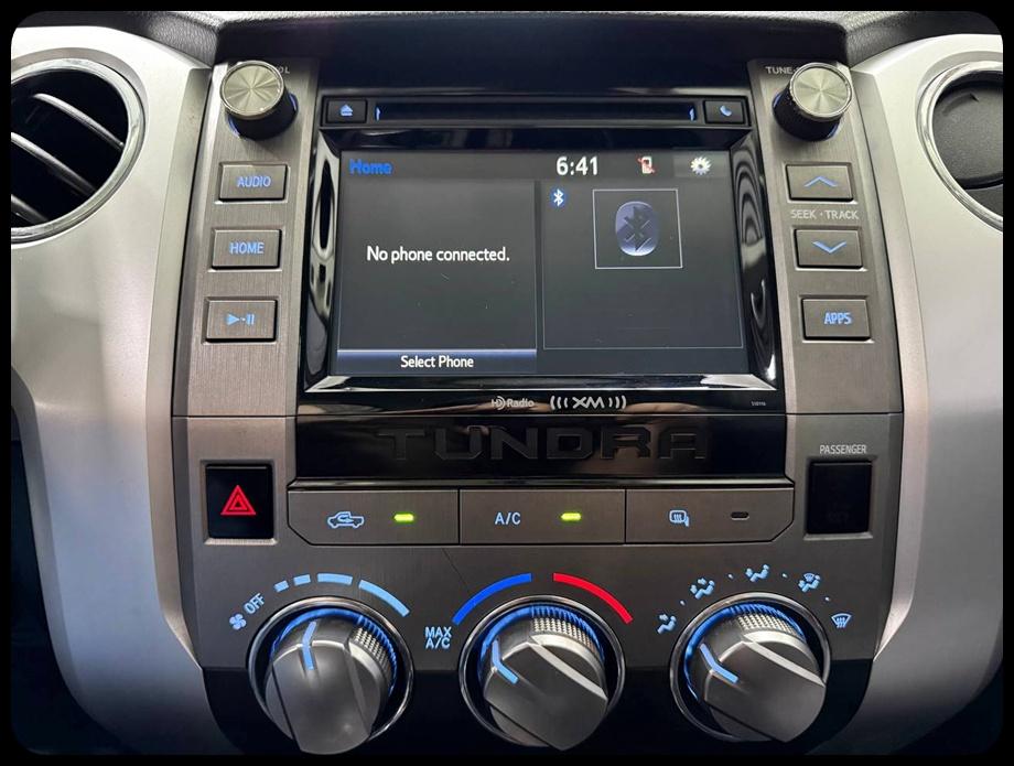 Toyota Tundra  2017
