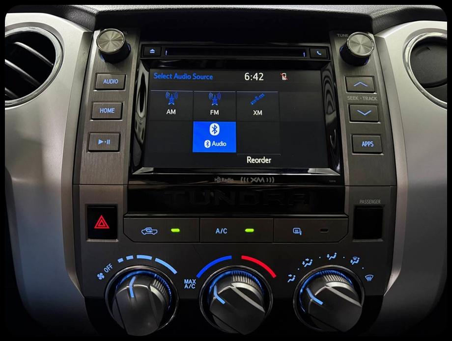 Toyota Tundra  2017