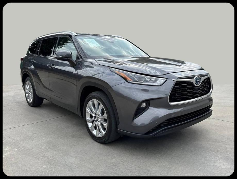 Toyota Highlander Hybrid Limited 2023