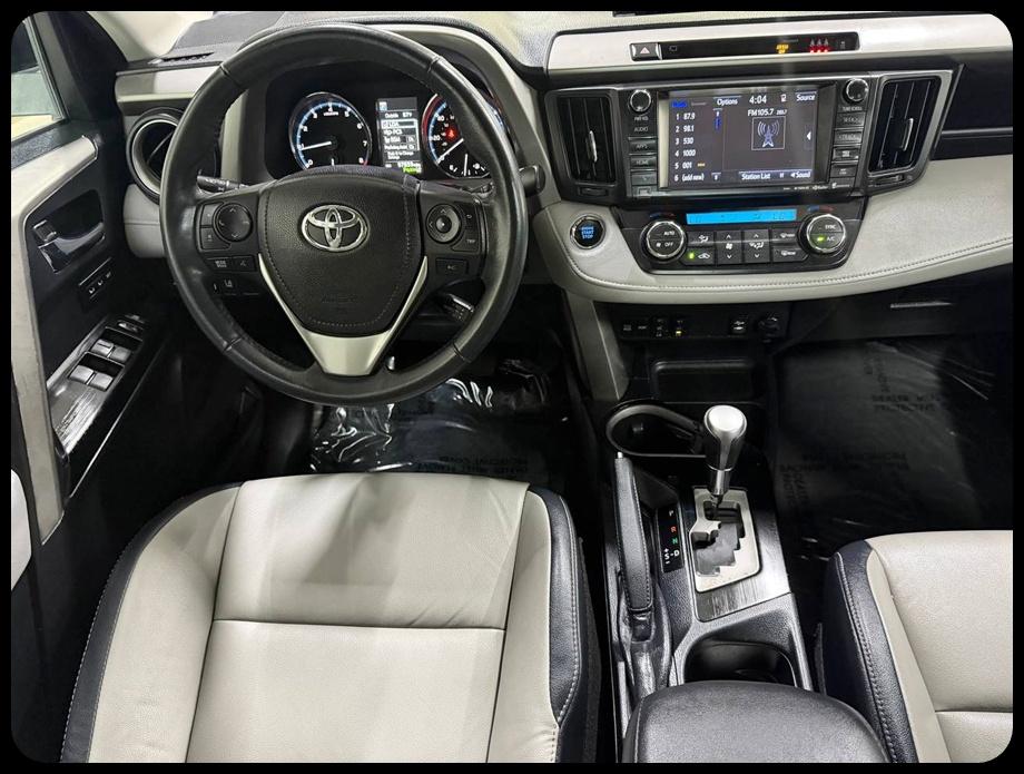 Toyota RAV4 Limited FWD 2017