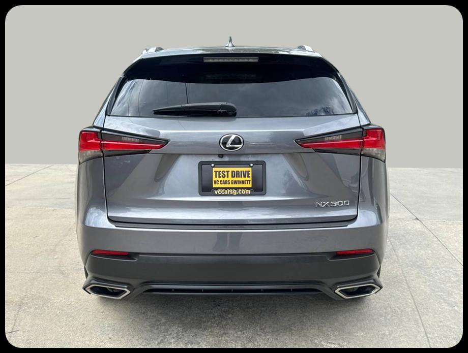 Lexus NX  2020