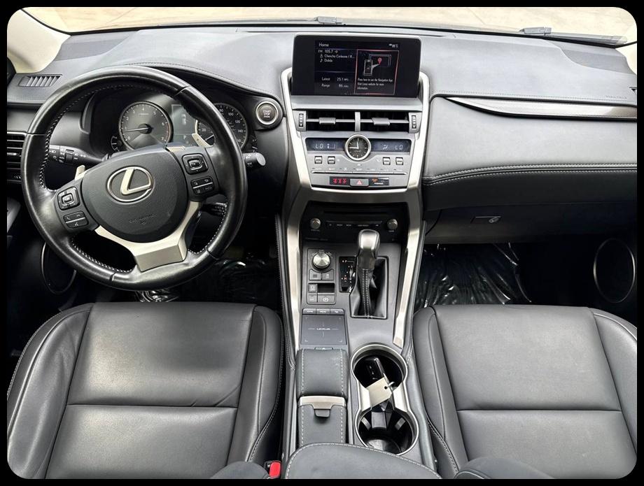 Lexus NX  2020