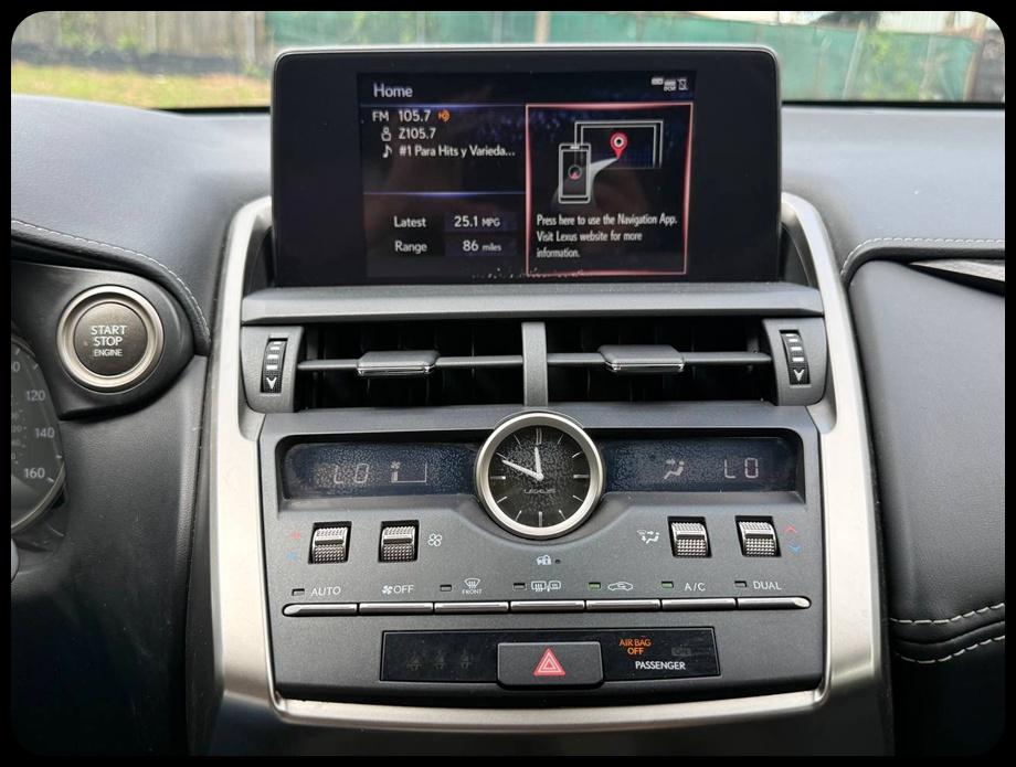 Lexus NX  2020
