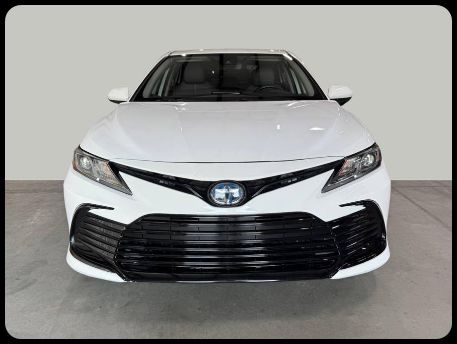 Toyota Camry Hybrid LE 2023