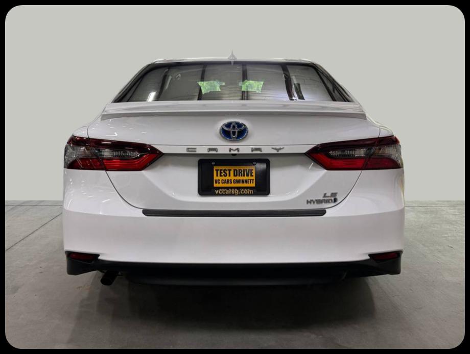 Toyota Camry Hybrid LE 2023