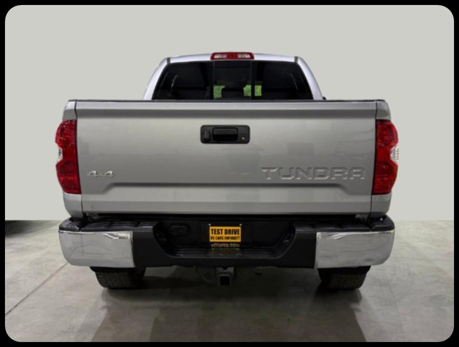 Toyota Tundra  2018