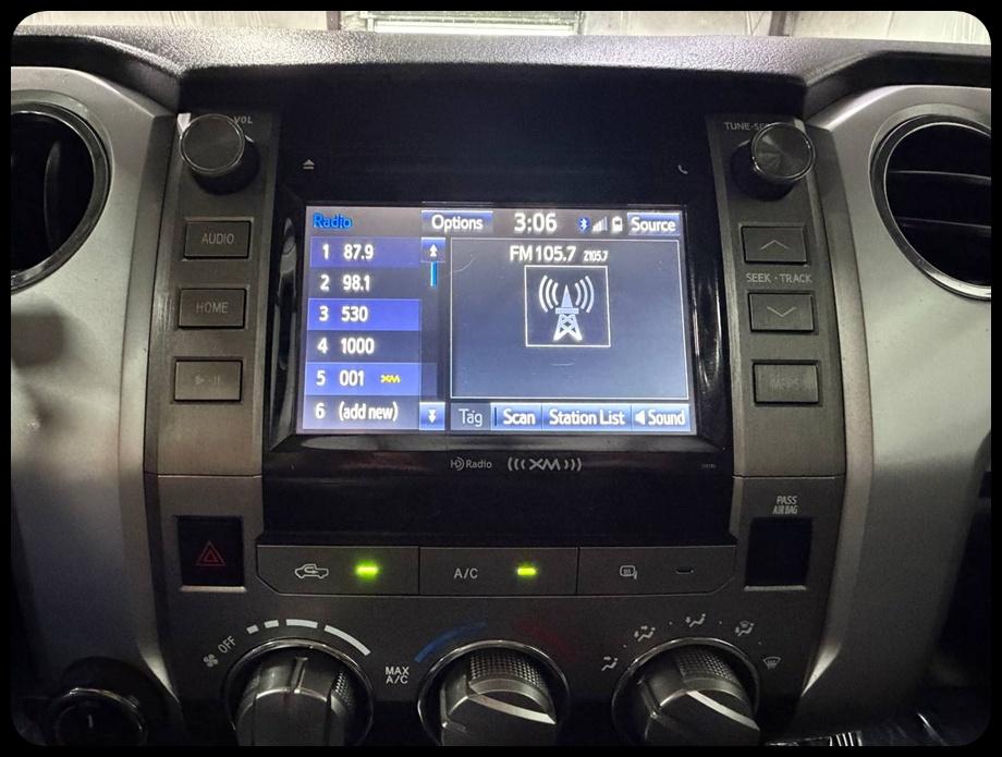 Toyota Tundra  2018