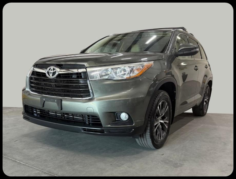 Toyota Highlander XLE AWD V6 2016