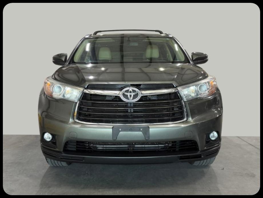 Toyota Highlander XLE AWD V6 2016