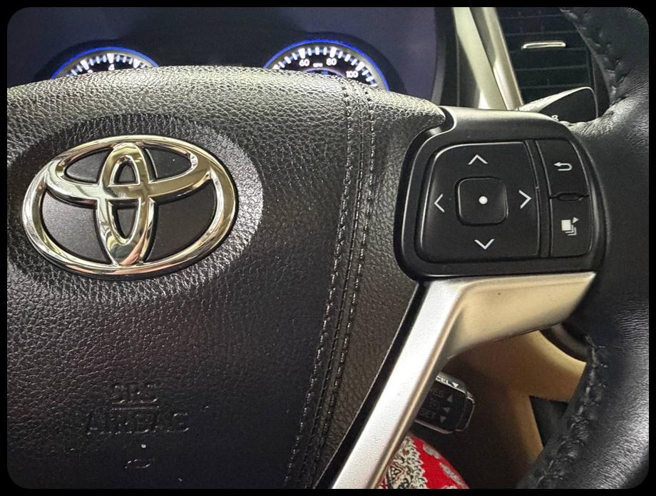 Toyota Highlander XLE AWD V6 2016